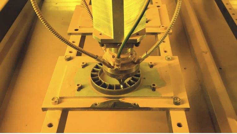 Harnessing the efficiency of green and blue laser in additive manufacturing